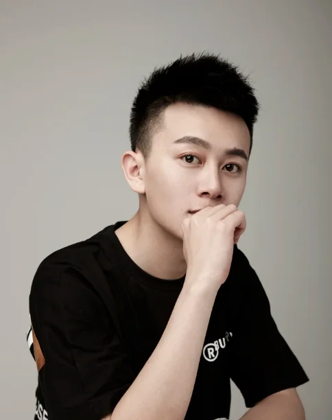 陈少哥豪刷九情