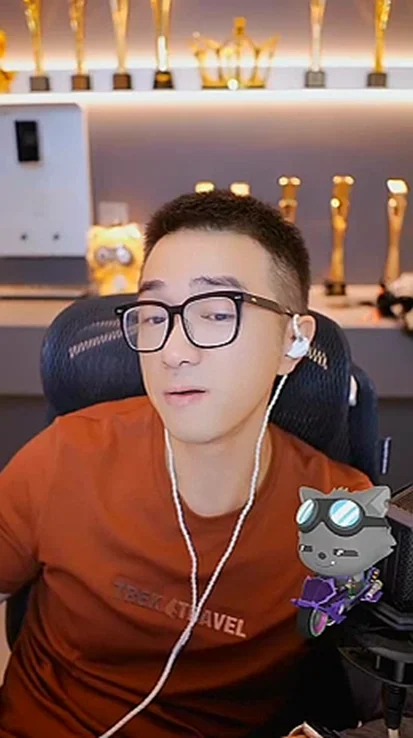 为何获那么多神豪力挺,老毕盛赞流氓夏!