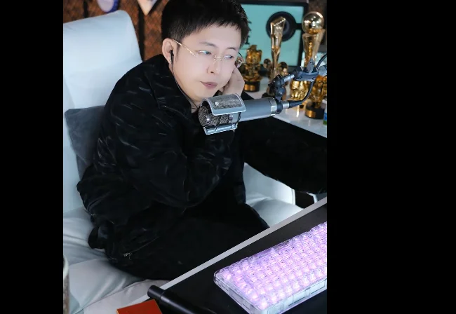 王冕若开播不赚钱，就线下当歌手去