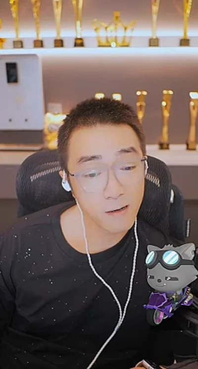 十几年了,老毕经历大起大落又好起来了!