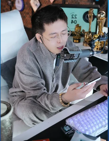 一句话惹粉丝生气退群,王冕非常重视并道歉