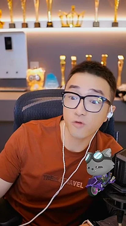 微凉不但长得好看,而且脾气好能开玩笑!