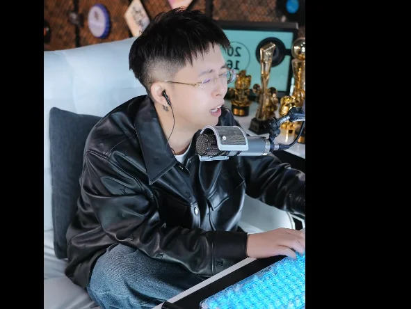 王冕被感动，神豪一直惦记自己！