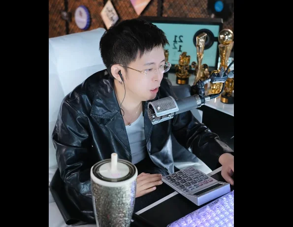 王冕结交新神豪,获众多礼物