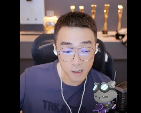 老财团回归!老毕光是看马甲就想起了以前
