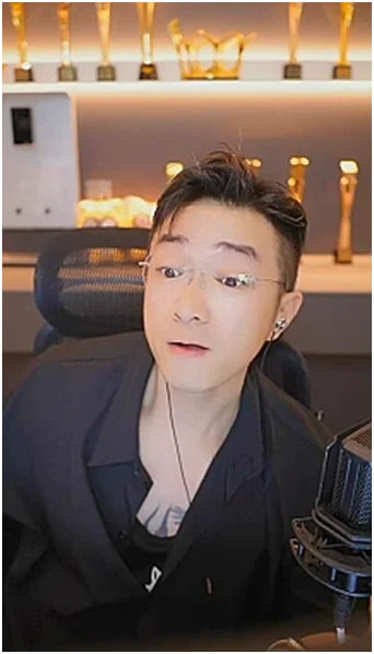 把小站主播拉黑，包括老毕全都拉黑！