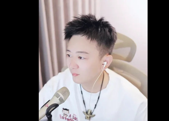 老毕离婚了,九情表示非常意外