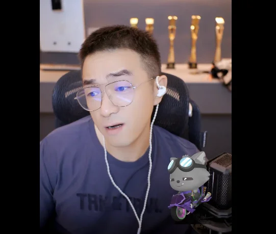 老毕谈自己开播,还是以聊天为主