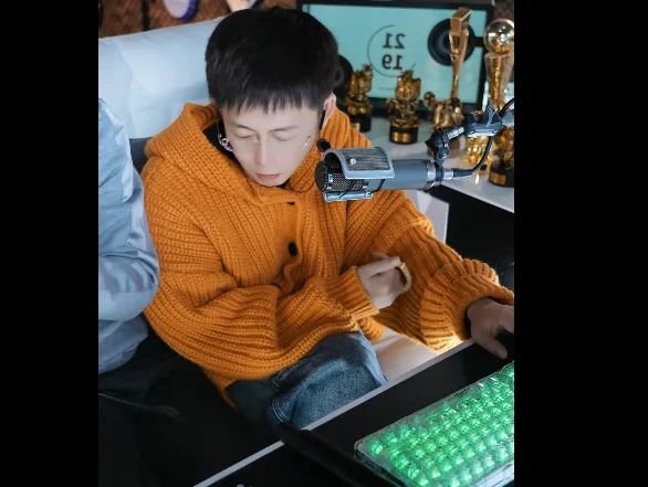 王冕谈QJY已经瘦成美女主播了