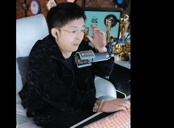 王冕没想到，很多粉丝都只关注自己一位主播