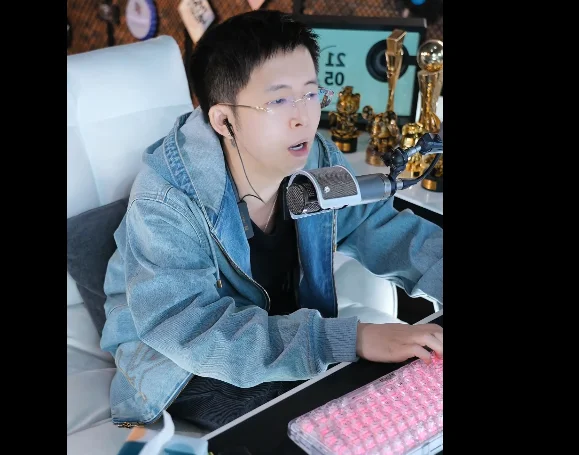 太狠了！王冕刚开播几分钟就有千元榜