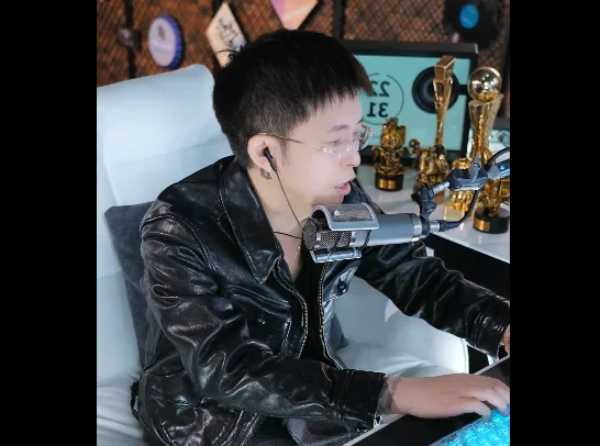 王冕粉丝藏龙卧虎，很多歌神级粉丝