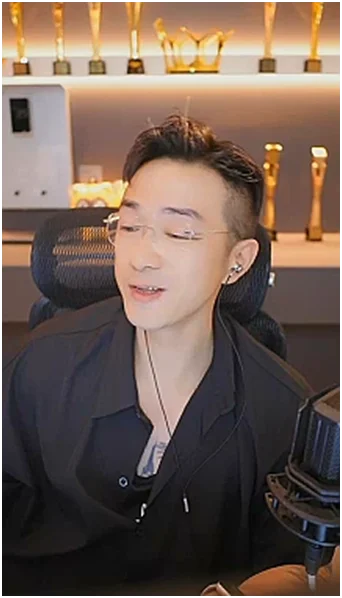 把小站主播拉黑，包括老毕全都拉黑！